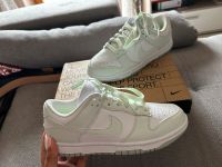 Nike Dunk low Next Nature White/Barley Green Kr. München - Unterschleißheim Vorschau