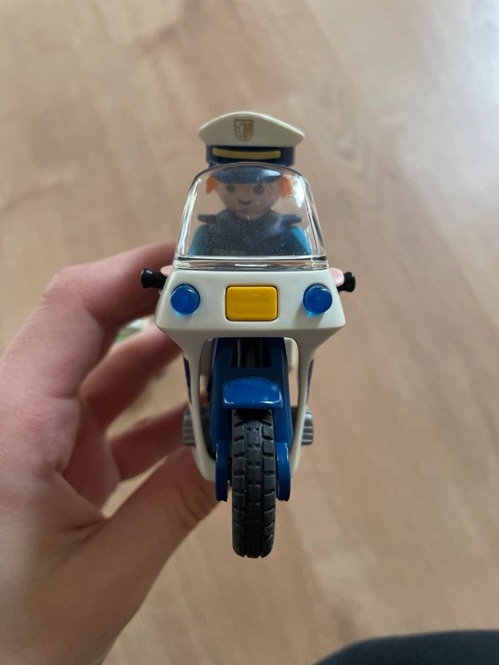 Playmobil Polizei Motorräder mit Figuren in Bretten