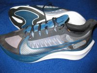 Nike Zoom Gravity Gr. 45,5, Sneaker wie neu! Niedersachsen - Hildesheim Vorschau