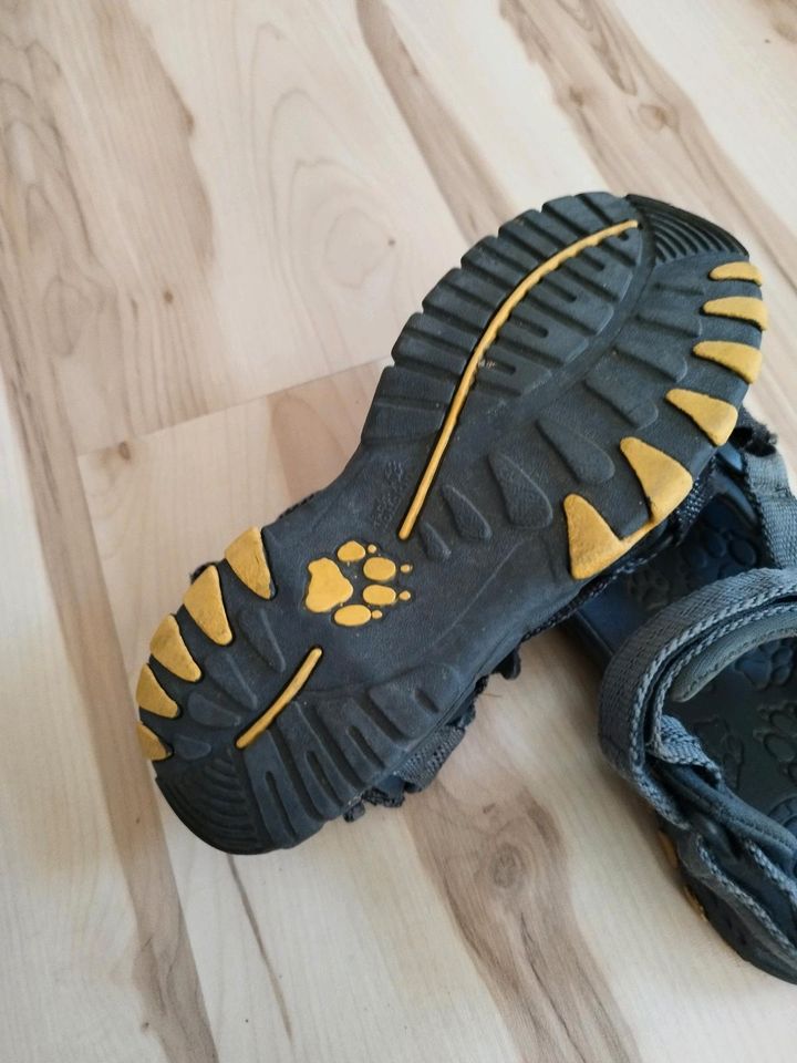 Jack Wolfskin Outdoor Sandalen Größe 32 in Weiding