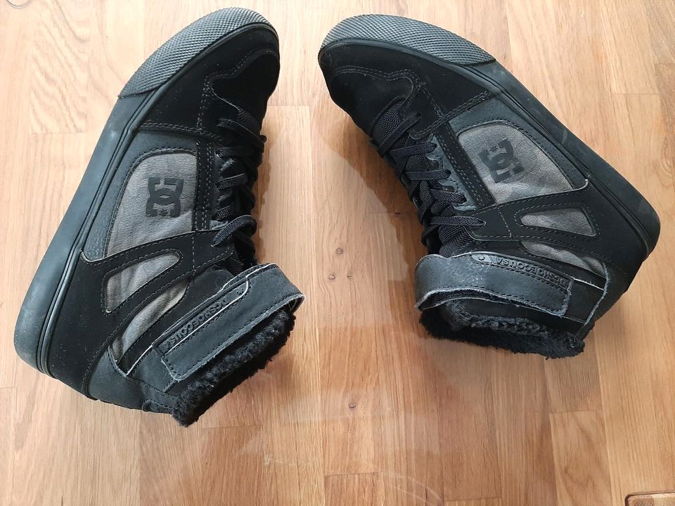 DC High Top Winterstiefel in Abensberg