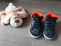 Junge Sneaker Schuhe Halbschuhe Adidas gr 24 Baden-Württemberg - Sigmaringen Vorschau