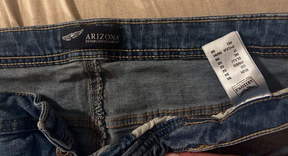 Arizona Bootcut-Jeans Gr. 50 in Aichtal