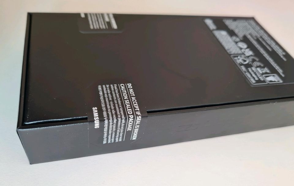 Samsung Galaxy S22, 128 GB, schwarz, OVP, versiegelt in Weinböhla