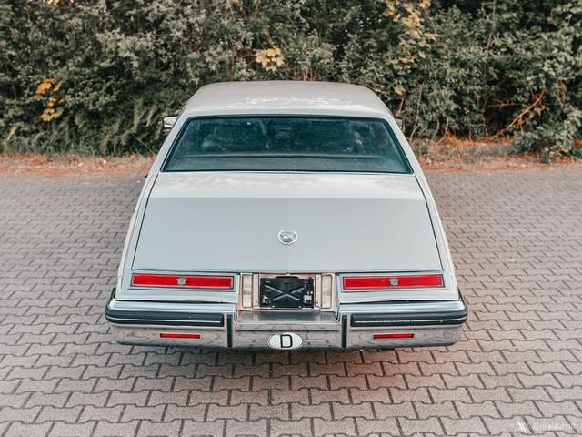 1982 Cadillac Seville 2. Genration US Oldtimer Car V8 in Dinslaken