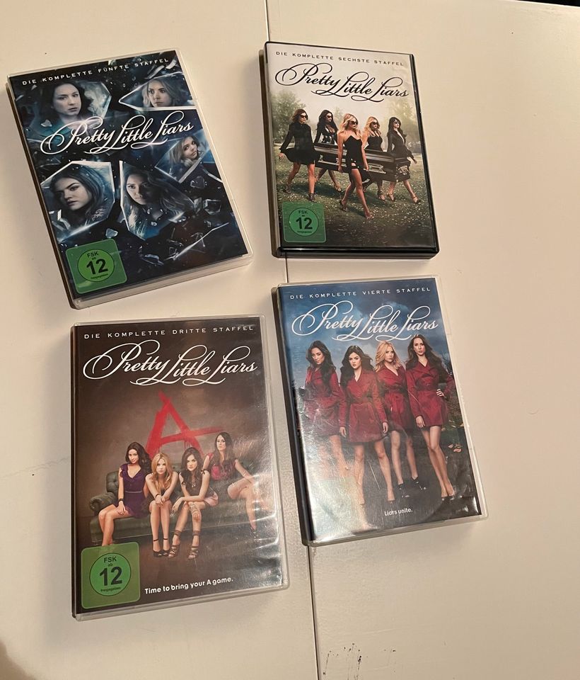 Pretty Little Liars - Staffeln zu verkaufen in Lengede