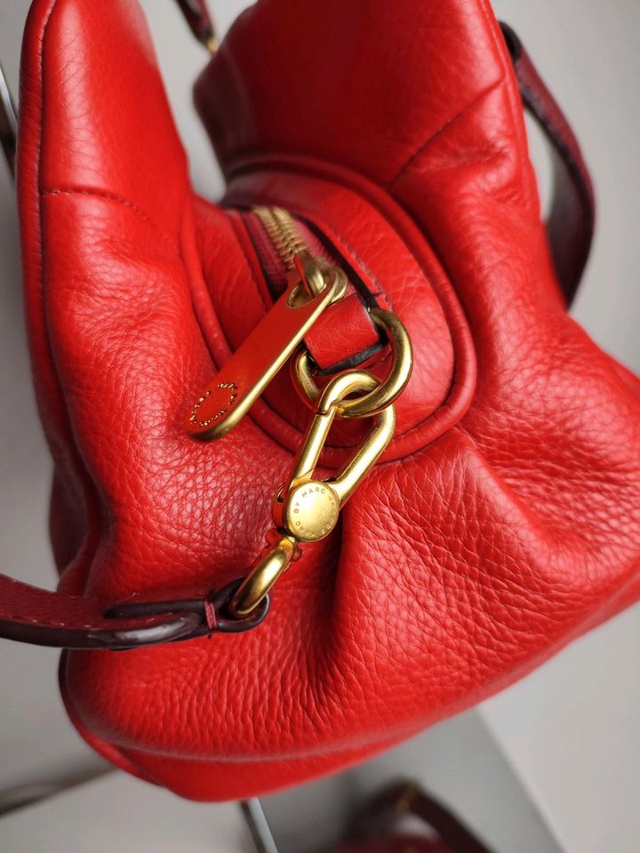 Marc Jacobs Work Wear Leder Handtasche Rot Schultergurt TOP! in Bad Rothenfelde