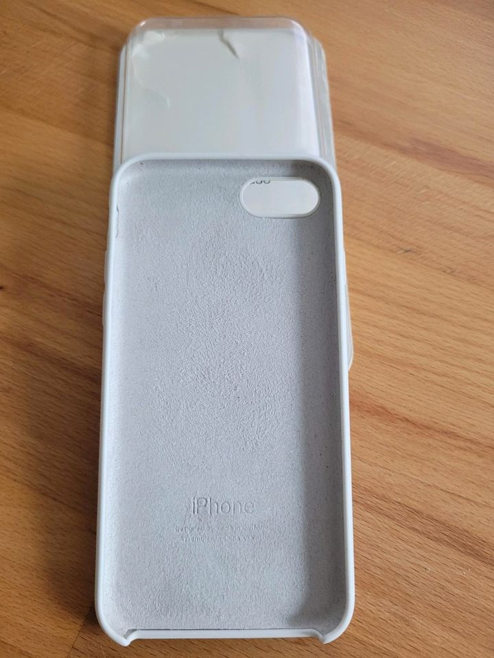 Original Apple iPhone 7 8 S2020 S2022 Sillicone Case Weiß in Friedeburg