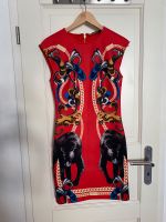 Guess Kleid rot Jungle Panther Ketten Gr. S elegant enganliegend Brandenburg - Bad Liebenwerda Vorschau