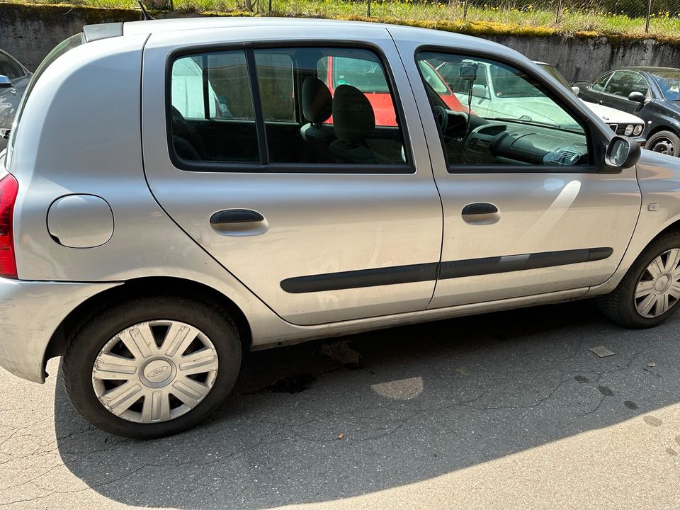 Renault Clio campus Für 500€ angebot in Heidenheim an der Brenz