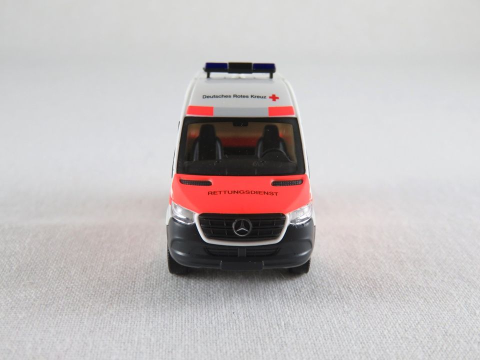 Busch 54005 MB Sprinter (2018) "DRK Main-Kinzig-Kreis" 1:87/H0 in Bad Abbach