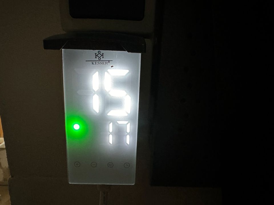 Kesser Infrarotheizung 800W mit Thermostat gebraucht in Bad Laer