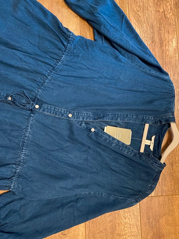 Kleid von H&M in Jeans-Optik, Gr. XL, blau, neu in Gießen