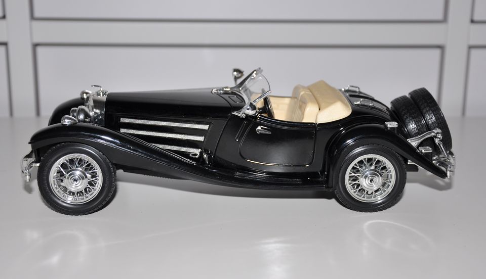 Maisto Mercedes Benz 300S (1955) - Scale 1/18 in Klein Offenseth-Sparrieshoop