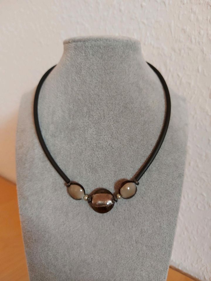 Kette, Modeschmuck mit Glasperlen, ca. 47cm in Lübben