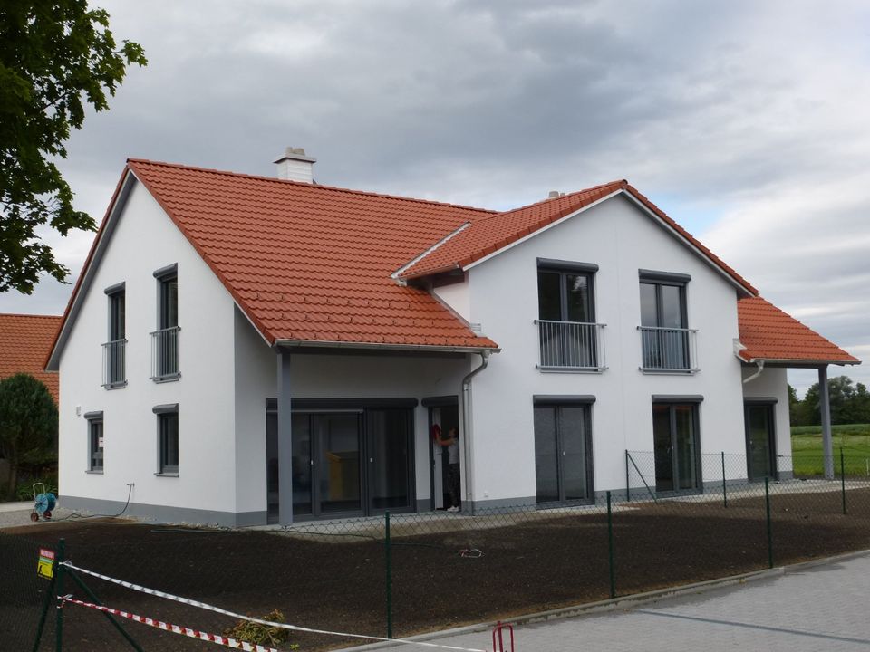 Doppelhaushälfte neuwertig ca. 143 qm Wohnfläche zu vermieten in Buchloe