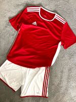 2 T-Shirts und eine Hose von Adidas Hessen - Steinau an der Straße Vorschau