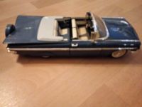 Modellauto Chevrolet Impala 1959 in 1/18 taubenblau Sachsen-Anhalt - Dessau-Roßlau Vorschau