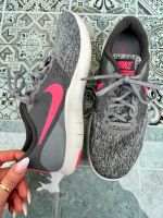 Nike Sportschuhe aus USA Hessen - Heidenrod Vorschau