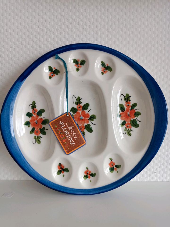 WMF Vorlegeplatte Servierplatte - Eier Platte Keramik handbemalt in Mülheim (Ruhr)