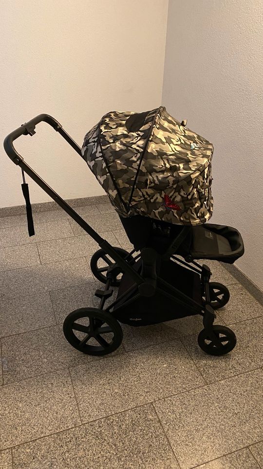 CYBEX Platinum PRIAM Kinderwagen - Butterfly wie neu.NP 1.500,00! in Frankfurt am Main