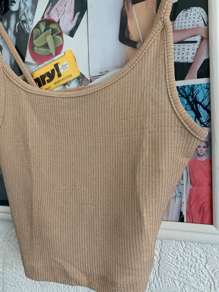 Basic Top beige neu Gr.36 in Reutlingen