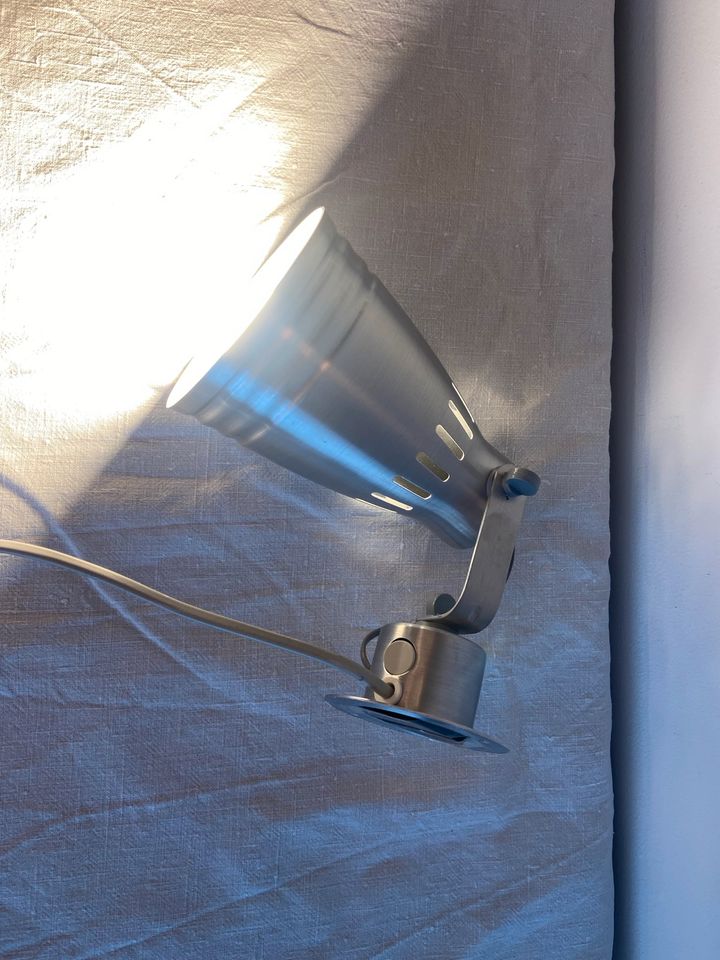 Ikea Wandlampe silberfarben Kramare in Adendorf