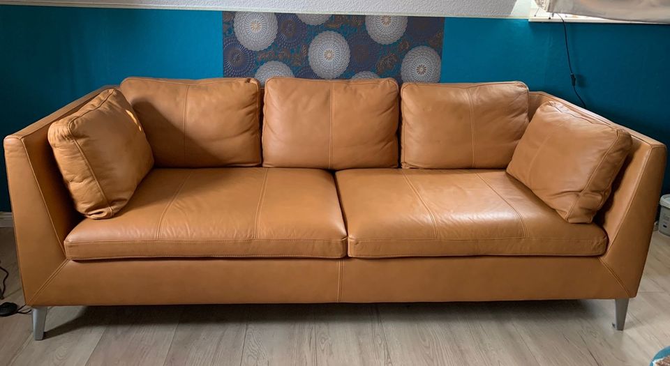 LEDERSOFA SOFA COUCH LEDER STOCKHOLM SEGLORA COGNAC IKEA * TOP in Wakendorf II