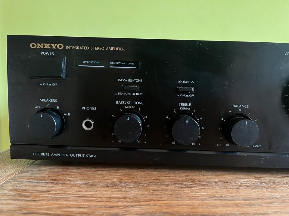 Stereo Verstärker onkyo A-8430 in Bad Münstereifel