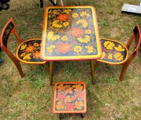 Kinder Tisch und Stühle russische florale Muster Brandenburg - Blankenfelde-Mahlow Vorschau