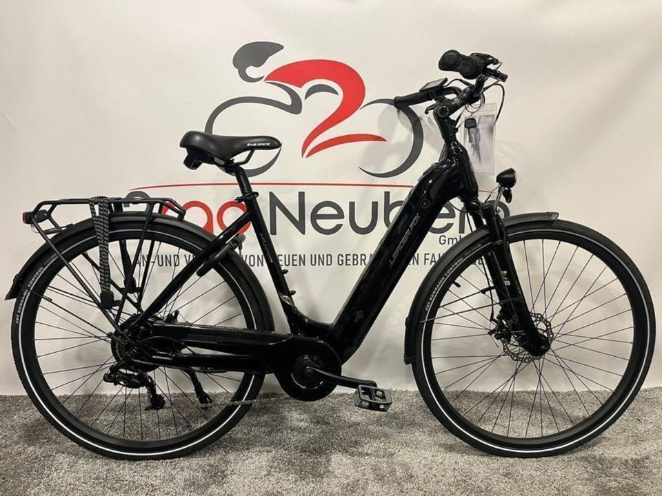 Leader Fox Induktora E-Bike 28 Zoll 504 Wh 45Nm City Fahrrad in Neuberg