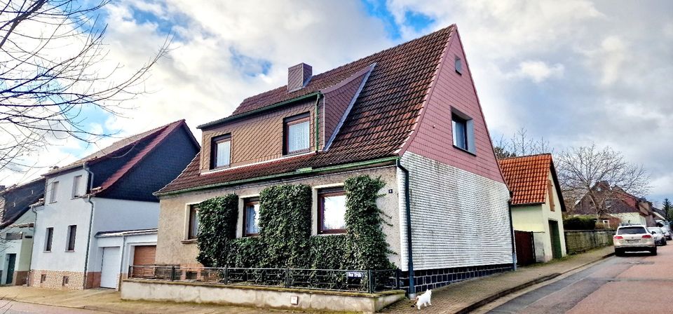 Wohnhaus mit Garten in guter Lage von Mansfeld zu verkaufen in Mansfeld