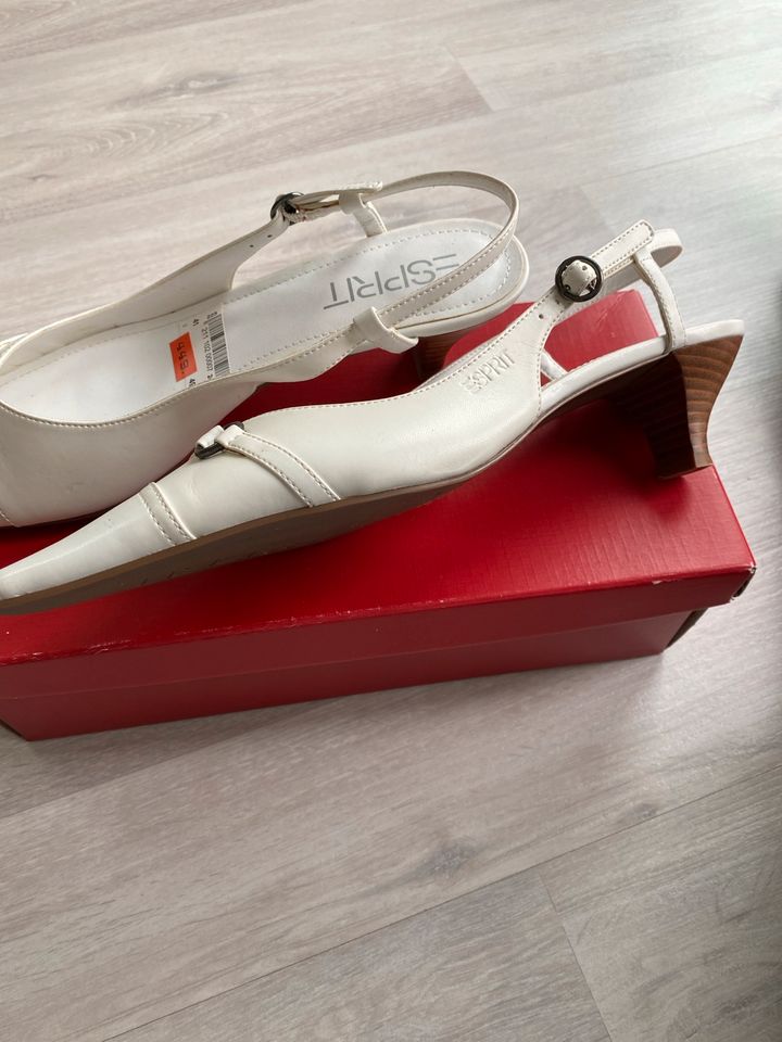 Neue Pumps Ballerina Brautschuhe Esprit Gr 41 in Hünfeld