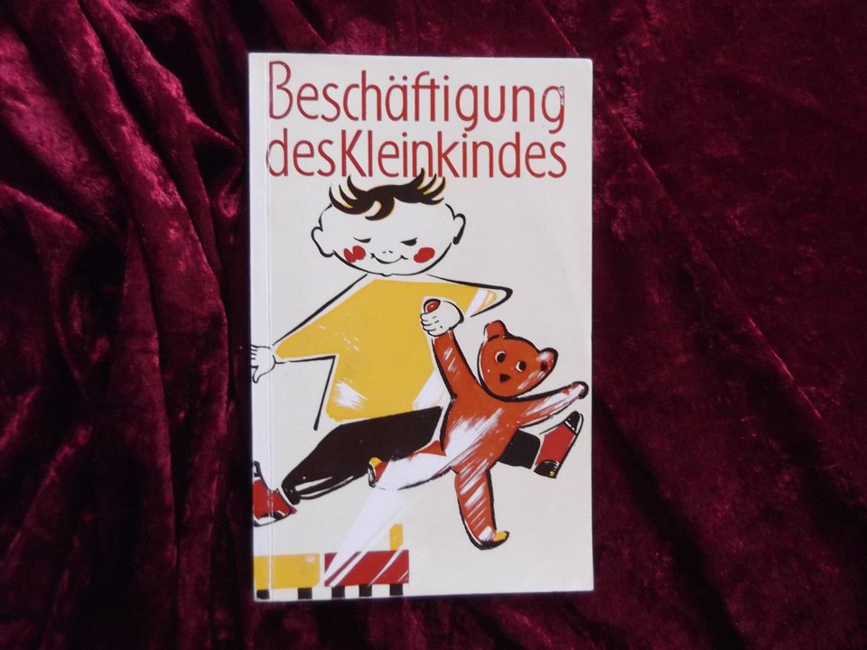 Buch ❗ Beschäftigung des Kleinkinds ❗ in Mertingen