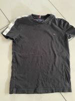 T-Shirt Tommy Hilfiger 122 Kinder Hessen - Kaufungen Vorschau