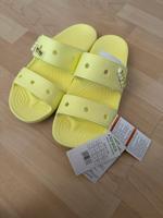 Neue Crocs Badelatschen Sandalen Gr. 42-43 Berlin - Neukölln Vorschau