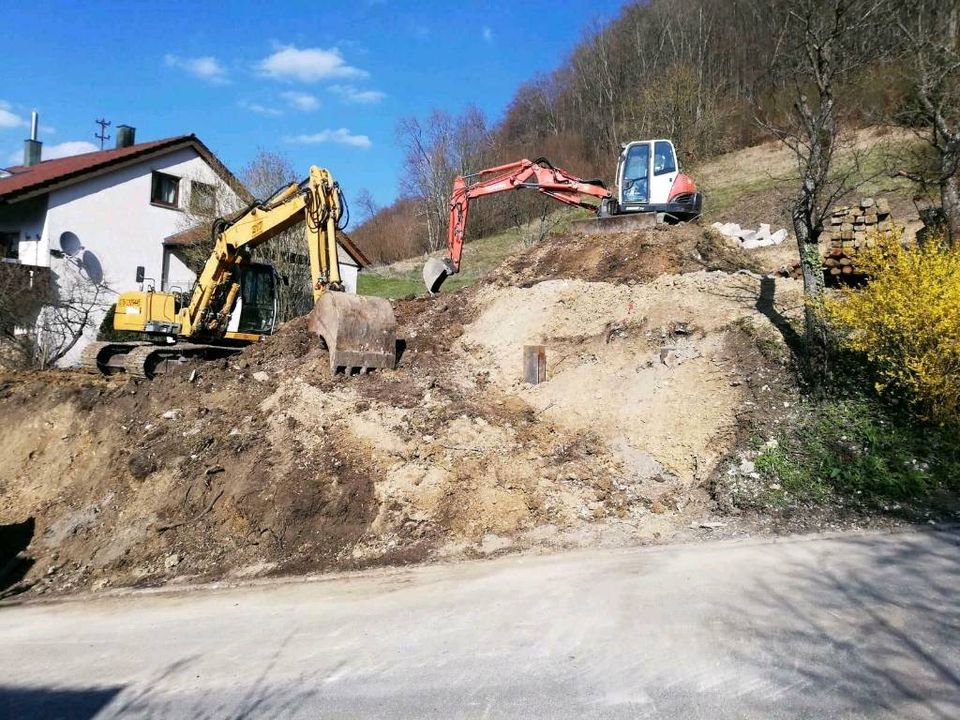 Baggerarbeiten Erdbau Bagger mit Fahrer mieten vermieten in Geislingen an der Steige