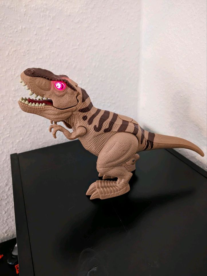 Dino Spielzeug - Laufende T-Rex-Actionfigur in Geilenkirchen