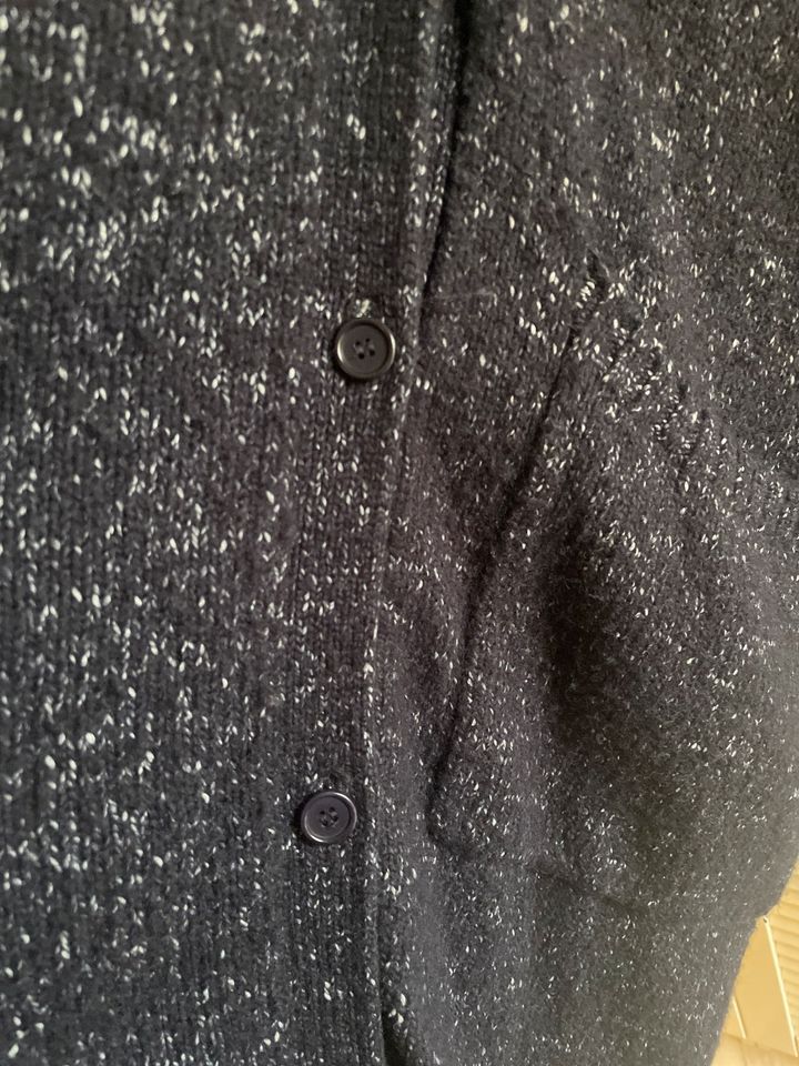 Cos Strickkleid/Pulli/oberteil in Düsseldorf