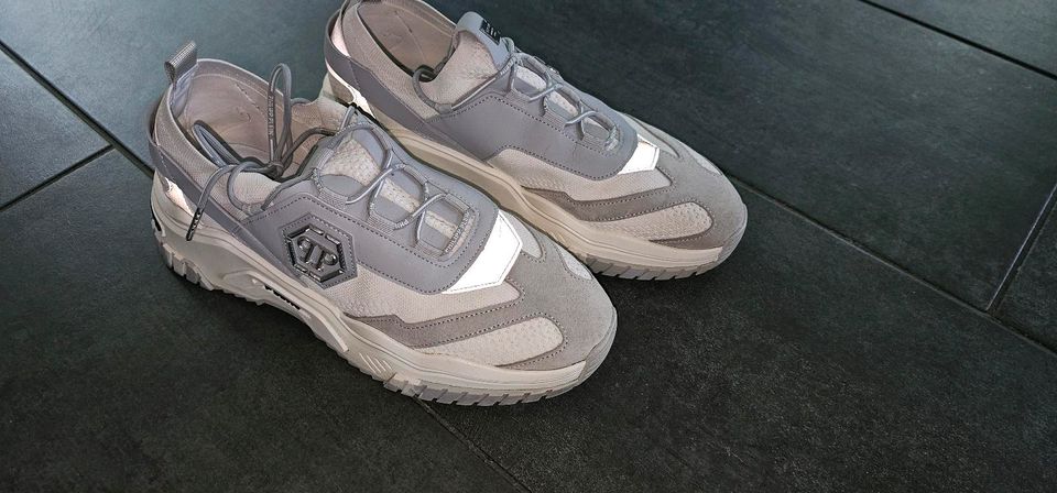 Philipp Plein Luxus Sneaker weiss grau Grösse 48 neuwertig in Königswinter