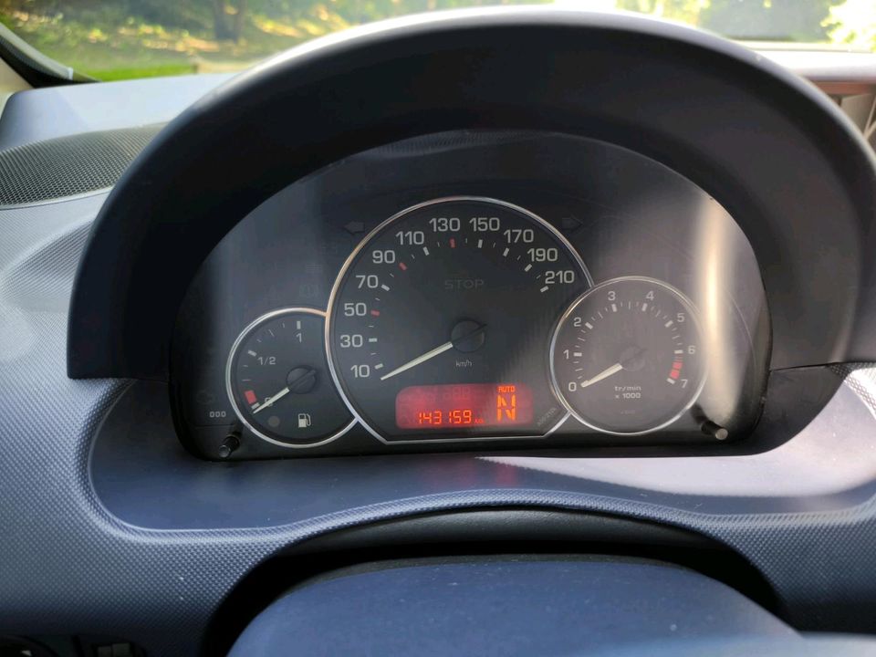 Peugeot 1007 1.6 Automatikgetriebe Tüv ist neu in Dortmund
