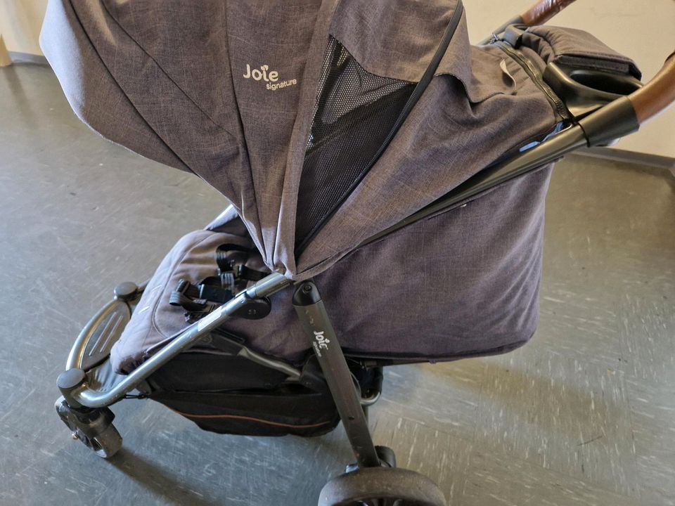 Joie buggy Kinderwagen joie in Frankfurt am Main