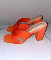 Orangene High Heel Pumps Gr. 39 Neu Bayern - Neustadt b.Coburg Vorschau