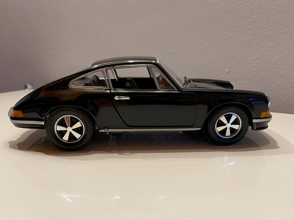 Modellauto Porsche 911 Carrera 1/18 in Heidelberg