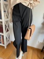 Chloé Stoffhose , Gr.38/M,schwarz, klassisch,kurze Länge Obergiesing-Fasangarten - Obergiesing Vorschau