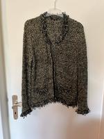 Olsen Strickjacke Boucle schwarz Gold 40 42 Kr. München - Oberhaching Vorschau