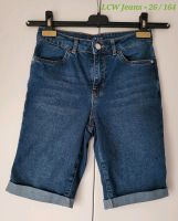 LCW Jeans 26 164 34 Mädchen Damen Bermuda Shorts Jeansshorts Hose Stuttgart - Obertürkheim Vorschau