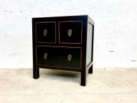 Lackschränkchen chinesisch 54 cm hoch schwarz Nachttisch Schrank München - Sendling Vorschau