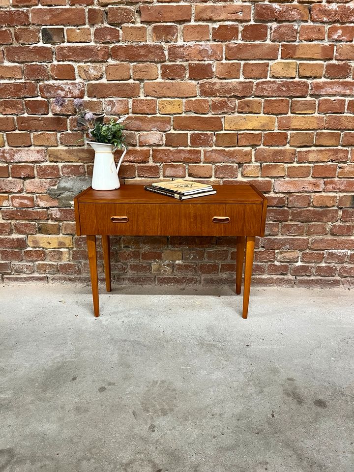 Teak Kommode Sideboard Nachttisch Beistelltisch Vintage 60er in Berlin