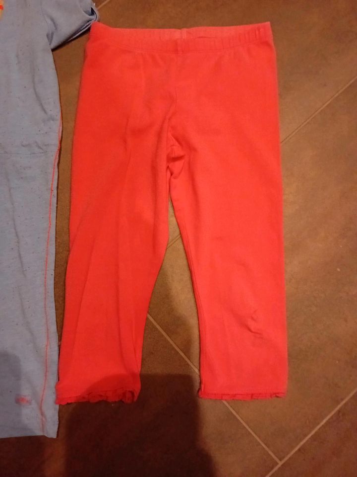 Kleid und Leggings, blau, Orange, benetton in Wächtersbach